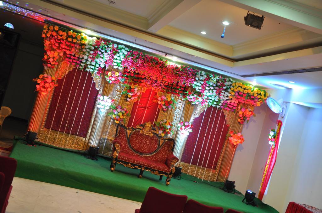 Hotel Sita Manor Gwalior Buitenkant foto