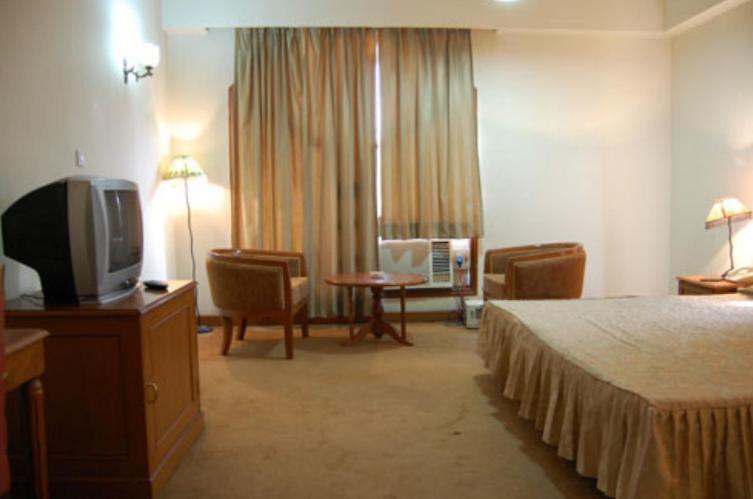 Hotel Sita Manor Gwalior Buitenkant foto