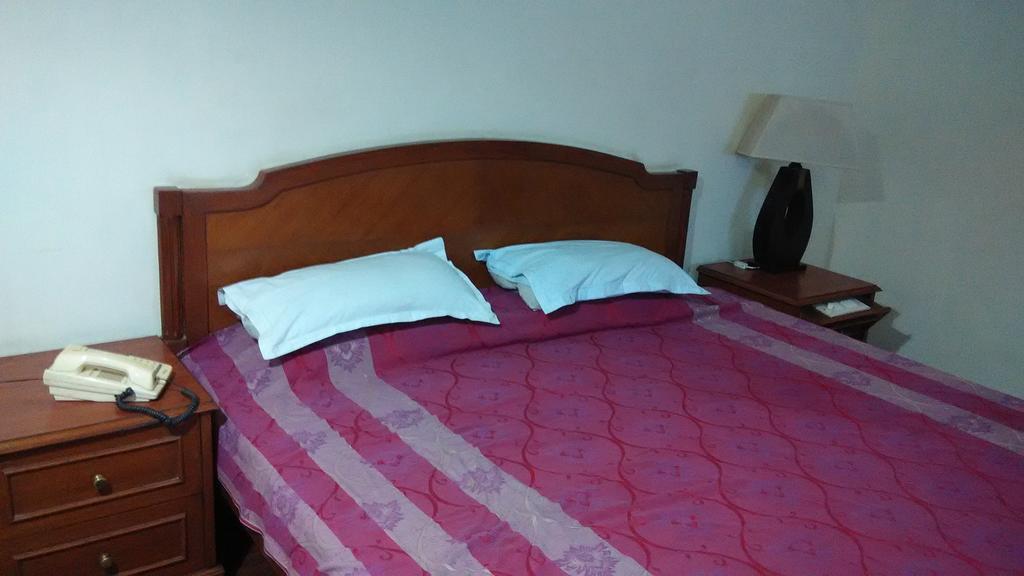 Hotel Sita Manor Gwalior Buitenkant foto